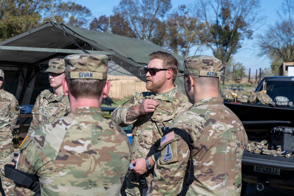 Berkeley ROTC Visits 621 CRW