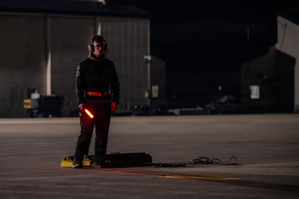 BTF: B-1B Lancer lands from Oct. 30 mission