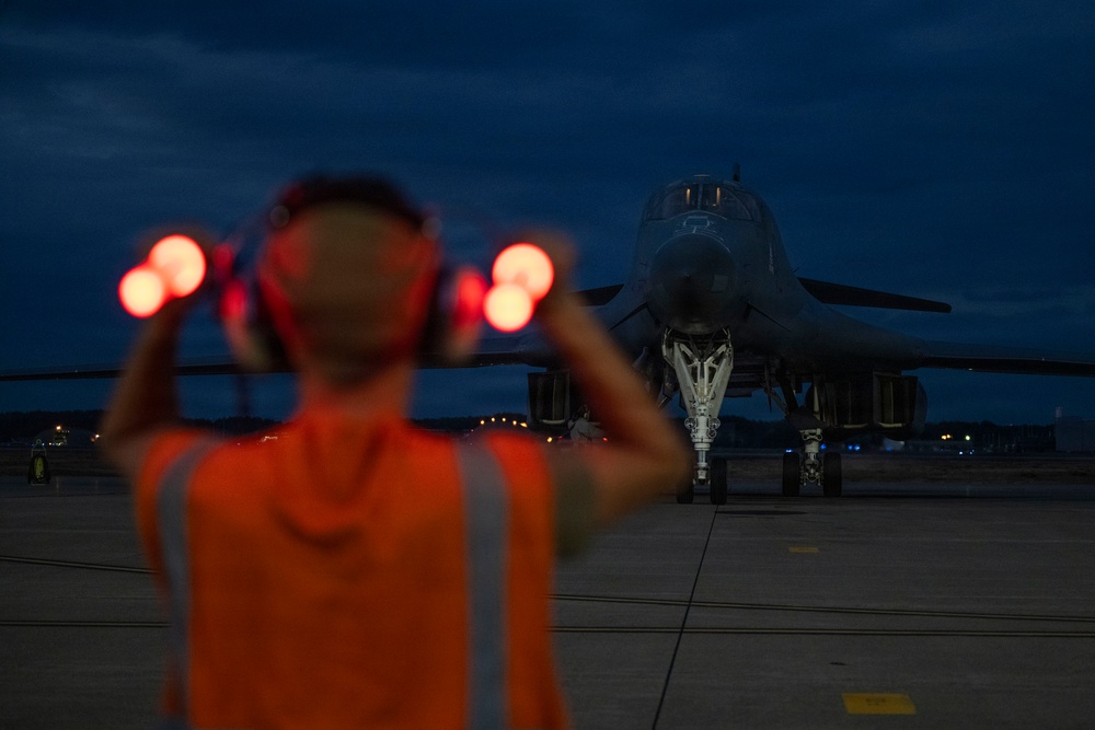 B-1B Lancers return after sixth mission