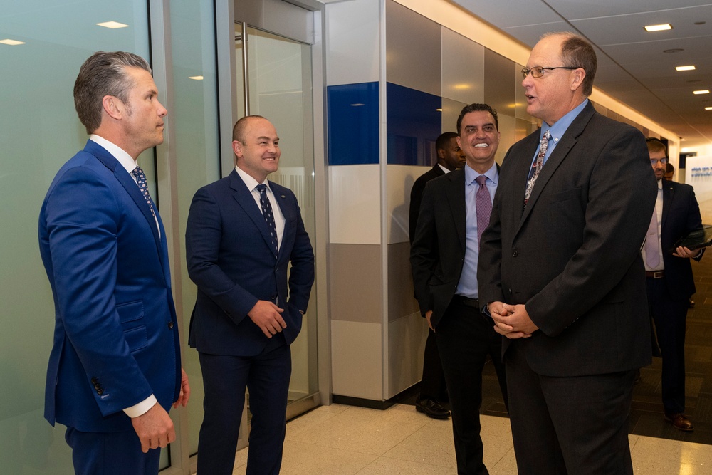 SW, USW(R&amp;E) Visit DARPA