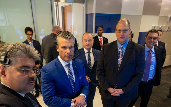 SW, USW(R&amp;E) Visit DARPA