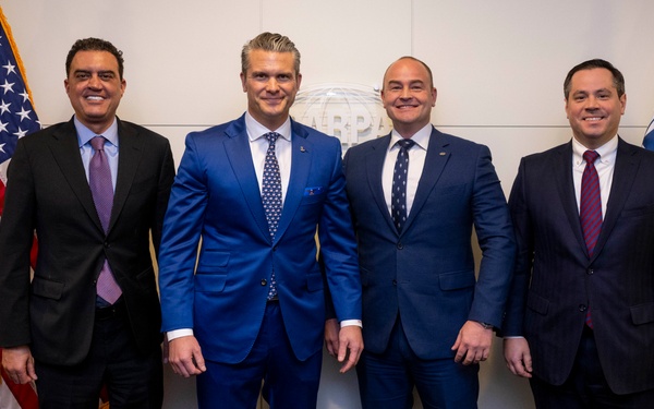 SW, USW(R&amp;E) Visit DARPA