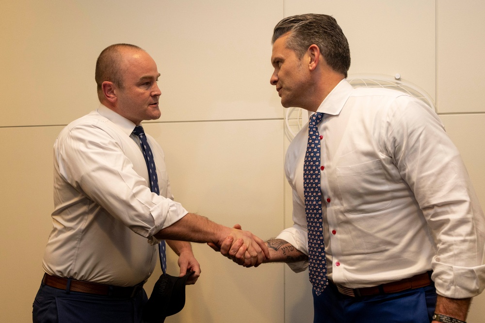 SW, USW(R&amp;E) Visit DARPA