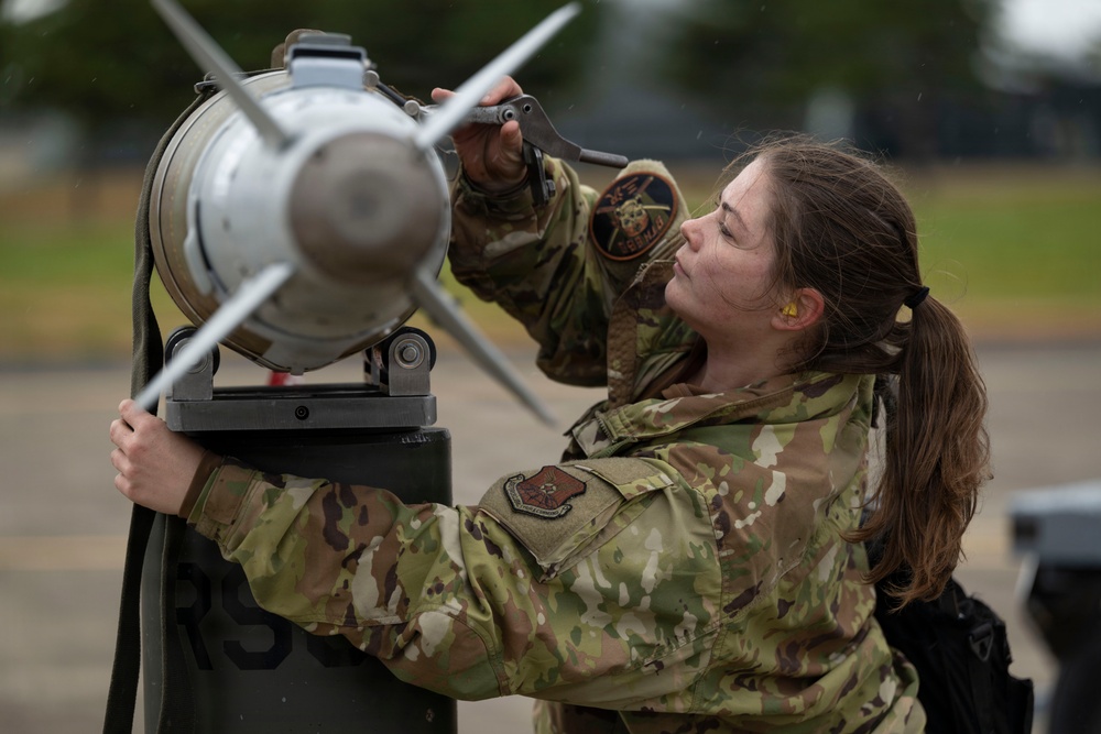 BTF 26-1: Weapons load for mission