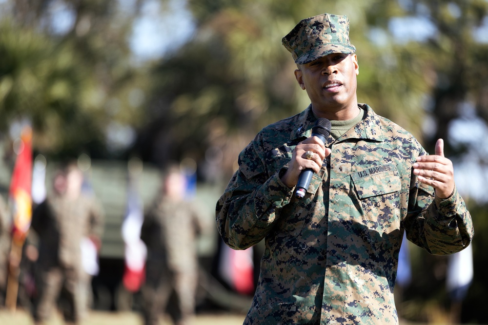 Lumm Retires as Burton Takes Senior Enlisted Role at Blount Island