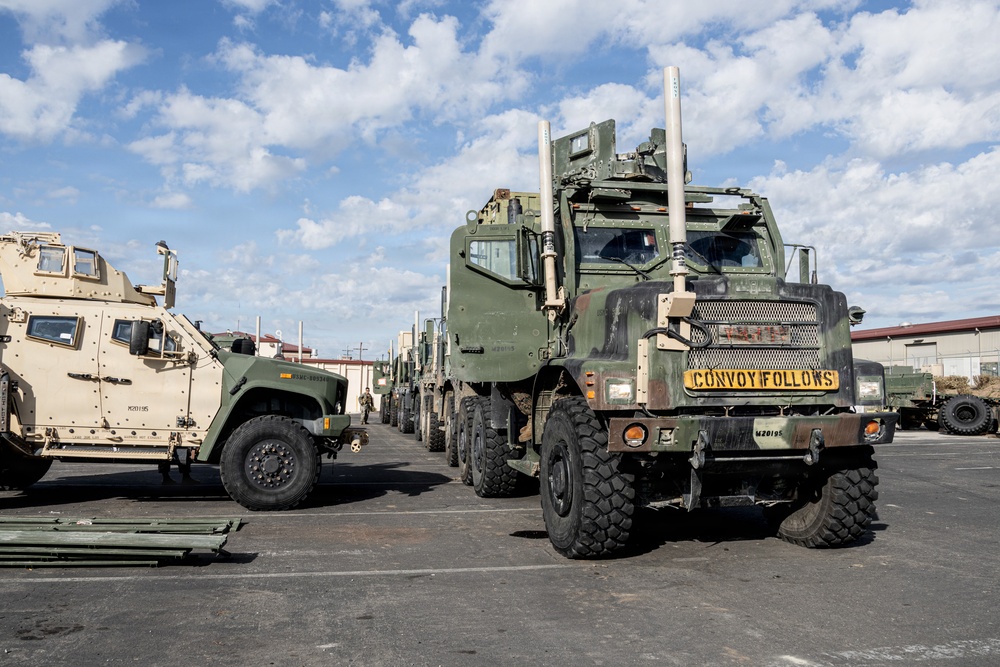 11th MEU Marines Conduct Tactical Ground Movement