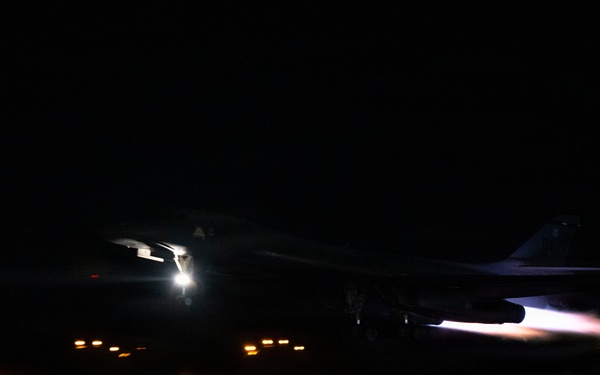 BTF 26-1: 9 EBS departs to India