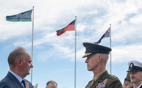 MARFORPAC Commander visits Australian War Memorial