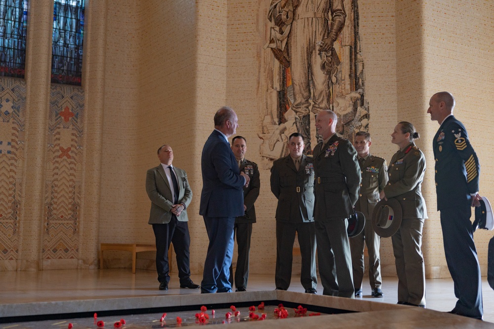 MARFORPAC Commander visits Australian War Memorial