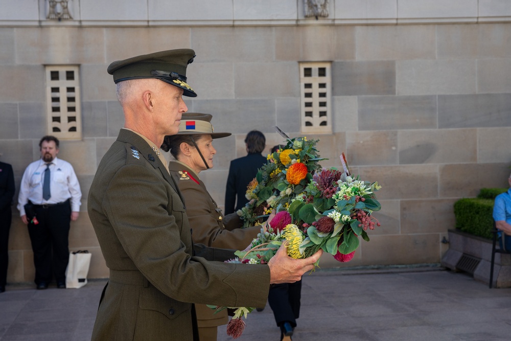 MARFORPAC Commander visits Australian War Memorial