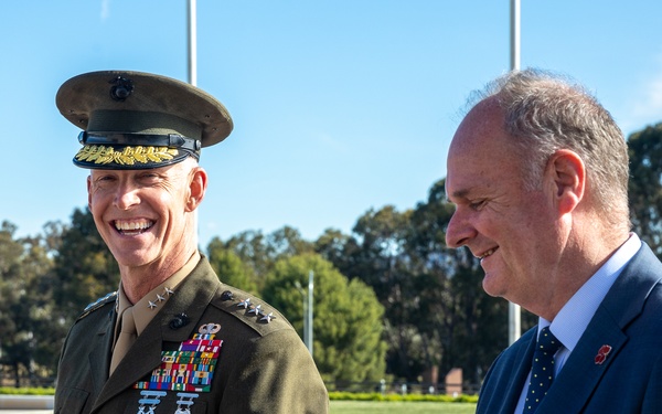 MARFORPAC Commander visits Australian War Memorial