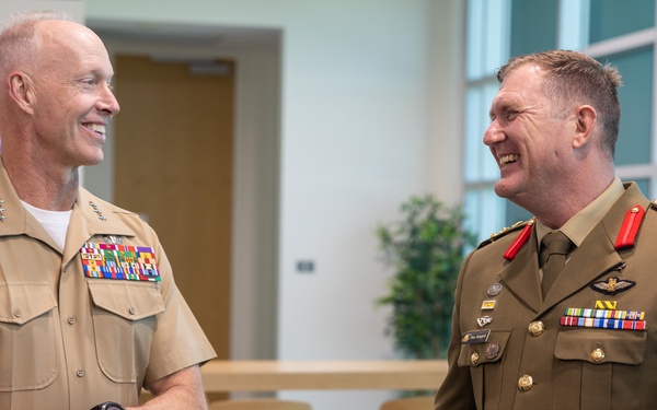 MARFORPAC Commander visits Australian War Memorial