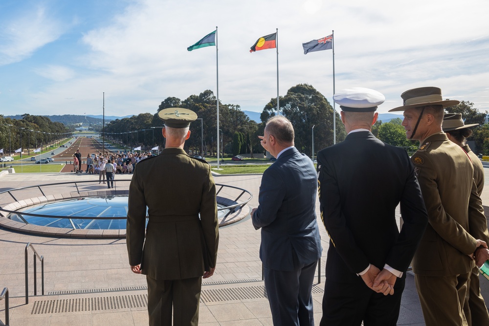 MARFORPAC Commander visits Australian War Memorial