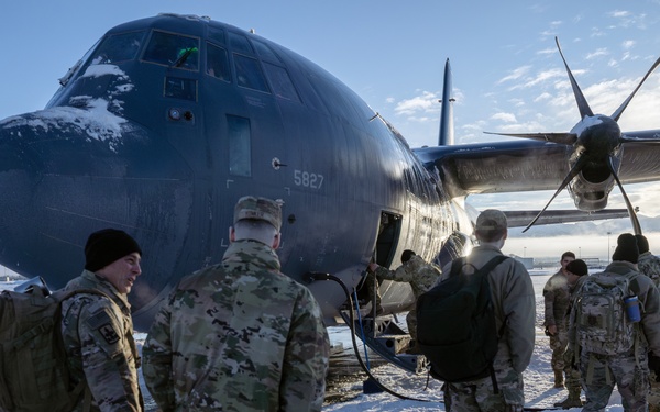 AKANG aviators transport AKOM members, gear, supplies to Bethel during Operation Halong Response