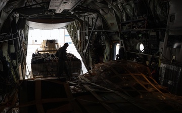 AKANG aviators transport AKOM members, gear, supplies to Bethel during Operation Halong Response