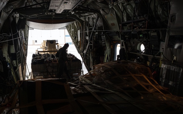 AKANG aviators transport AKOM members, gear, supplies to Bethel during Operation Halong Response