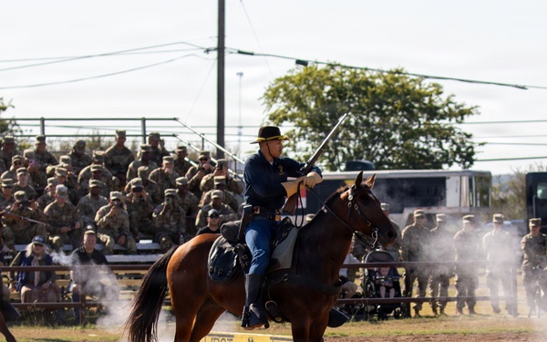 Horse Cavalry Detachment Keeps Army Tradition
