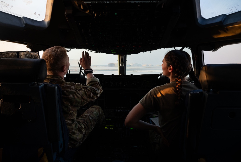 16th EAS conducts cargo mission within CENTCOM AOR