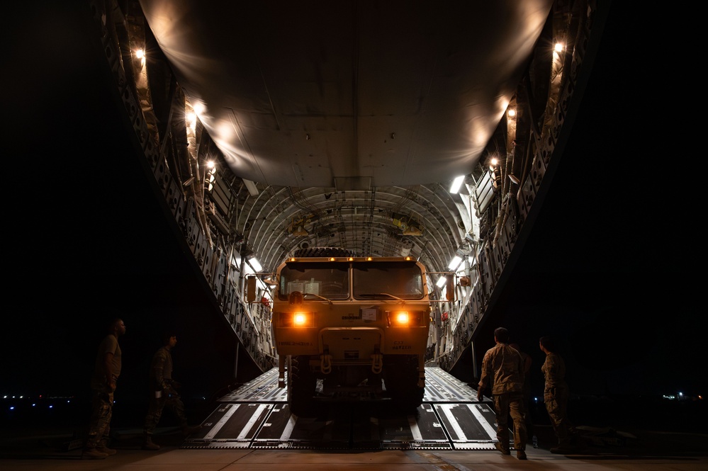16th EAS conducts cargo mission within CENTCOM AOR