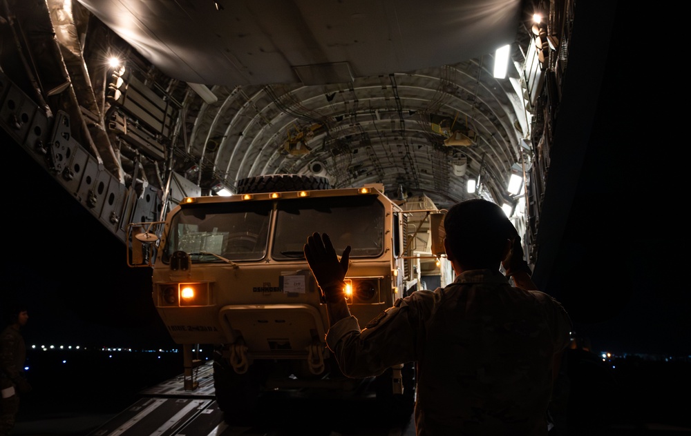 16th EAS conducts cargo mission within CENTCOM AOR