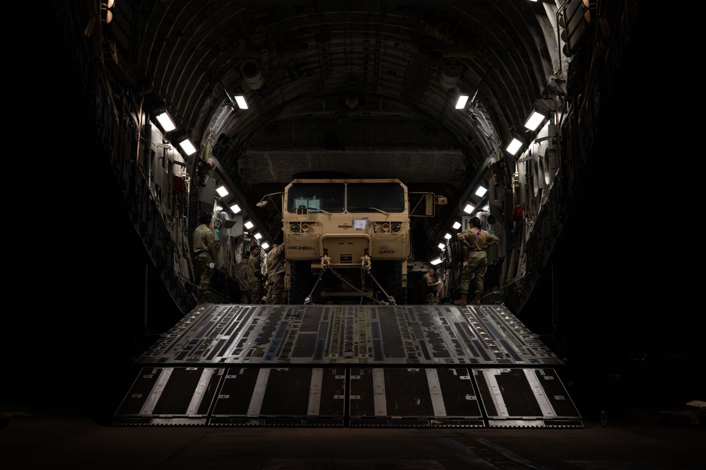 16th EAS conducts cargo mission within CENTCOM AOR