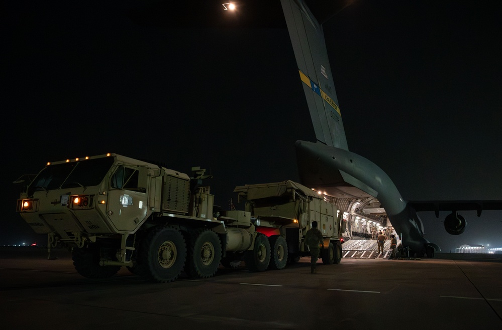 16th EAS conducts cargo mission within CENTCOM AOR