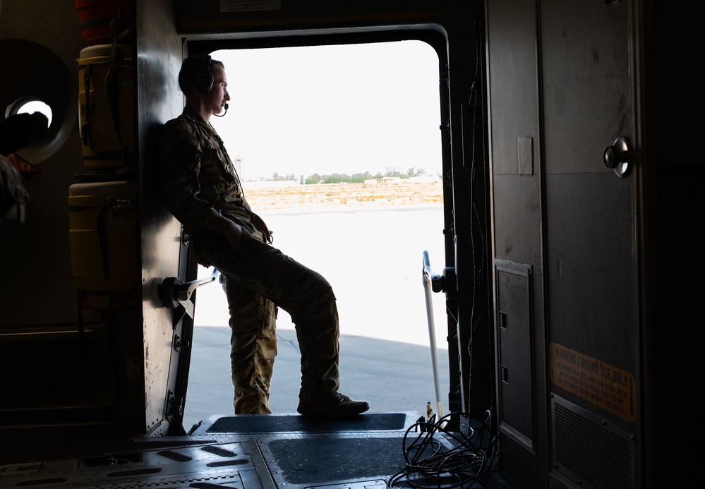 16th EAS conducts cargo mission within CENTCOM AOR