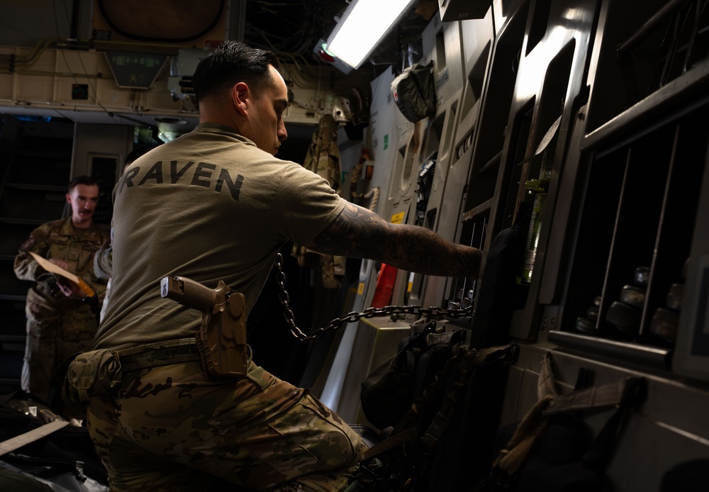 16th EAS conducts cargo mission within CENTCOM AOR