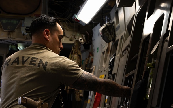 16th EAS conducts cargo mission within CENTCOM AOR