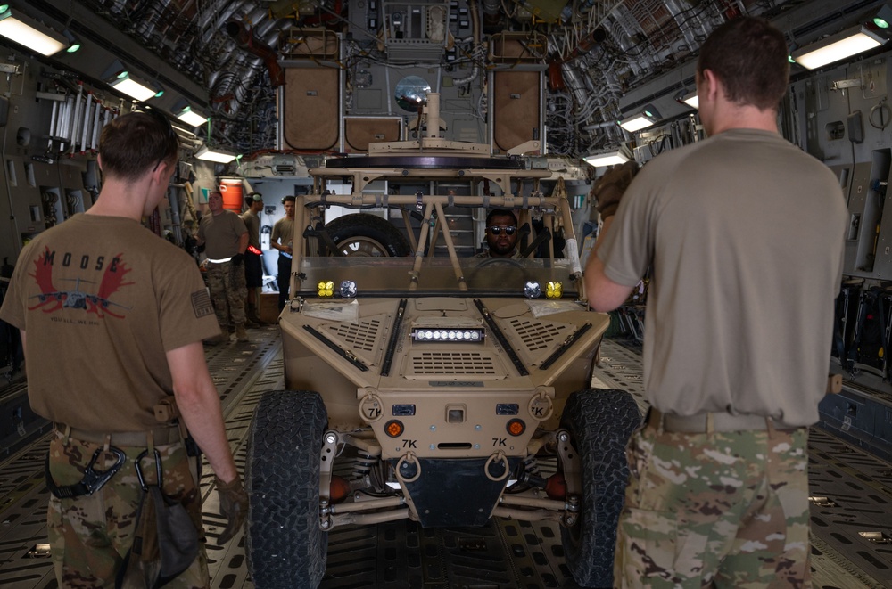 16th EAS conducts cargo mission within CENTCOM AOR