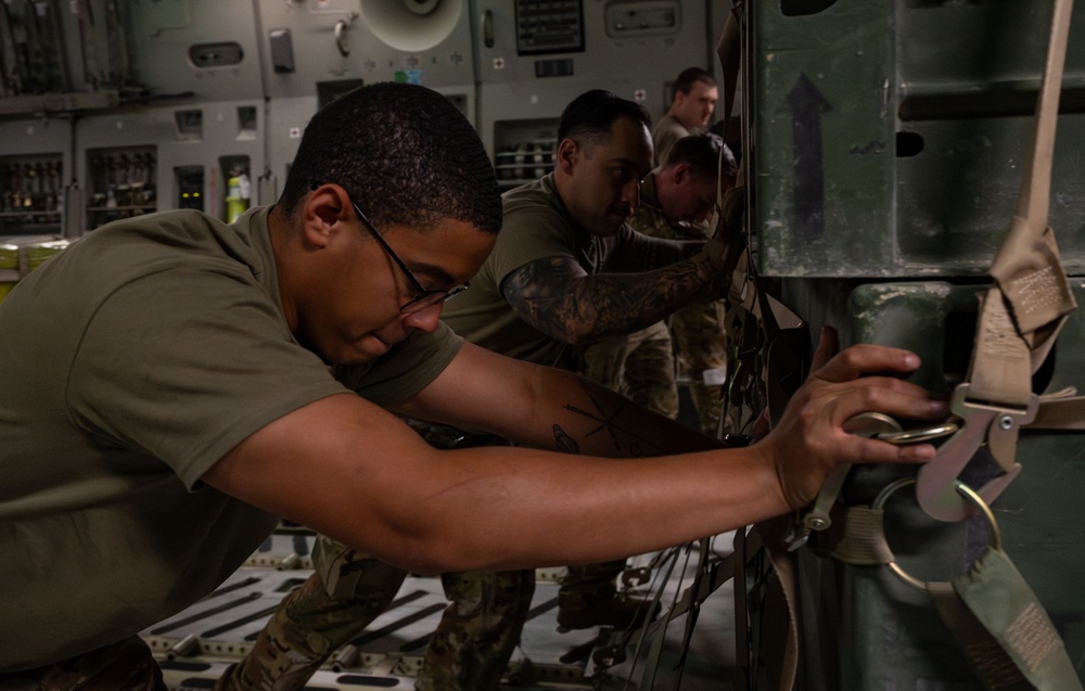 16th EAS conducts cargo mission within CENTCOM AOR