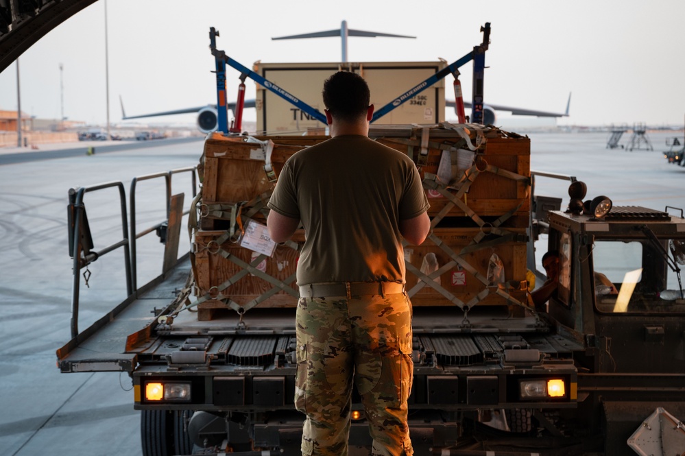 16th EAS conducts cargo mission within CENTCOM AOR