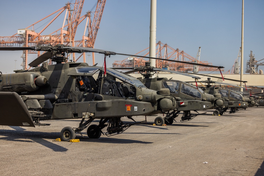 4th Combat Aviation Brigade port operations