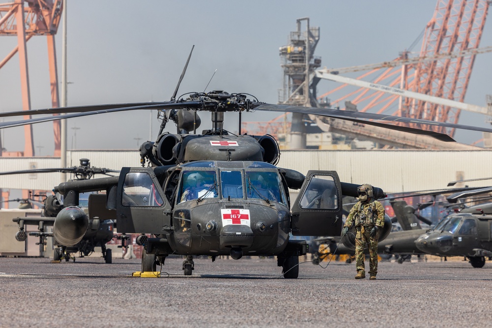 4th Combat Aviation Brigade port operations