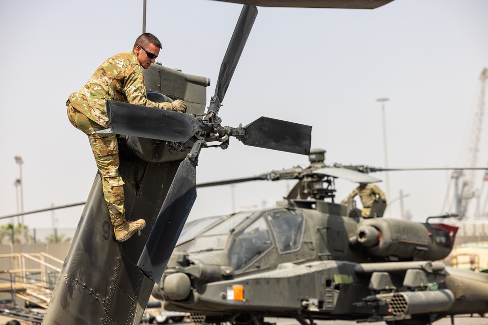 4th Combat Aviation Brigade port operations