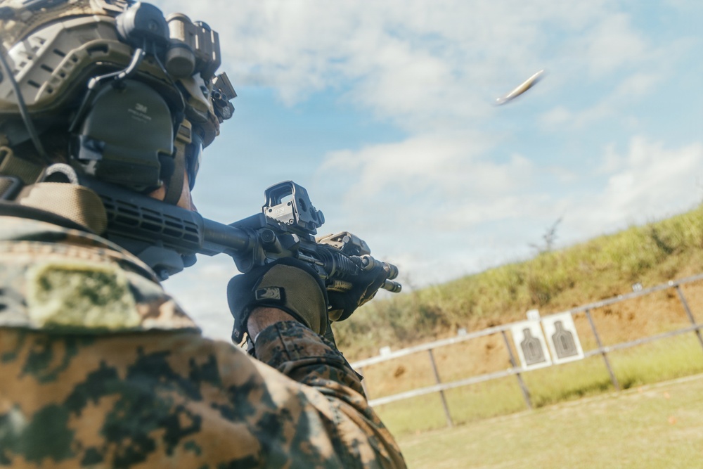 22nd MEU(SOC) | EOD conducts MEU (SOC) pistol qualification range