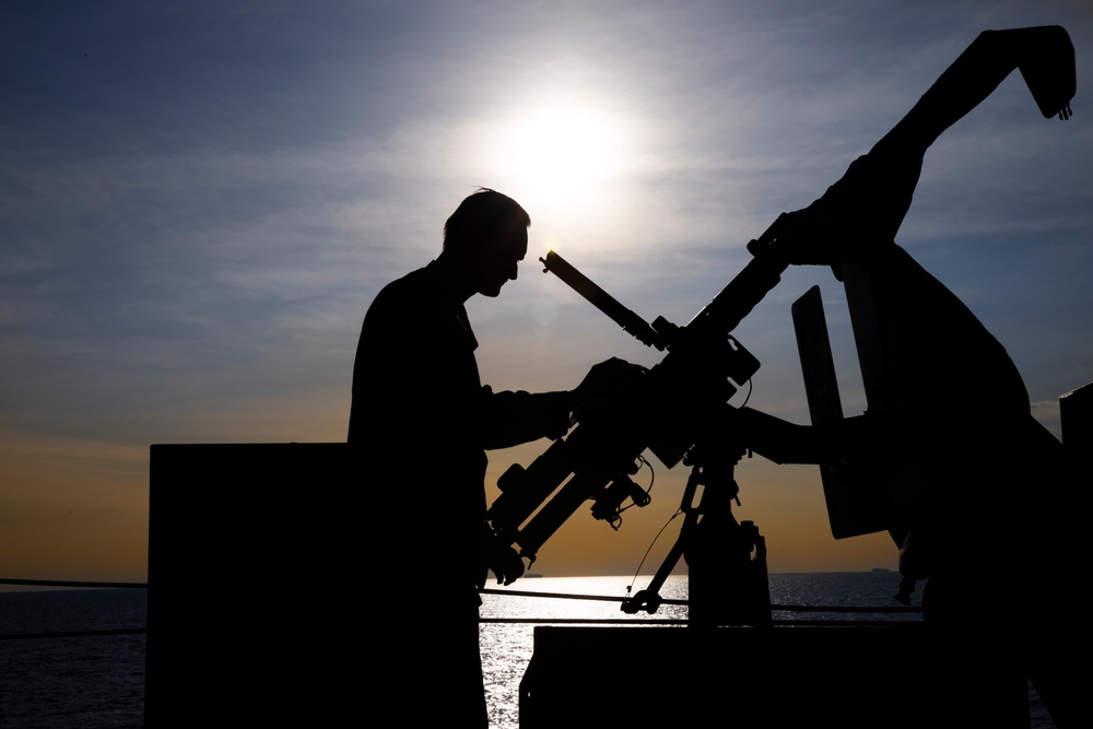 USS Kearsarge Conducts Maintenance Underway