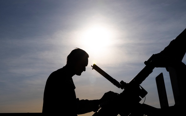 USS Kearsarge Conducts Maintenance Underway