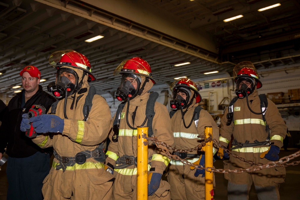 Kearsarge Sailors Conduct General Quarters Drill