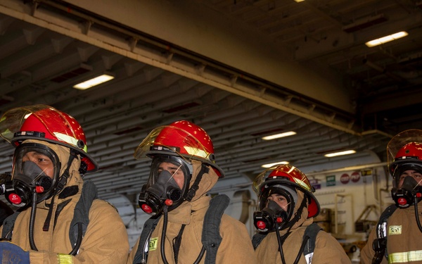 Kearsarge Sailors Conduct General Quarters Drill