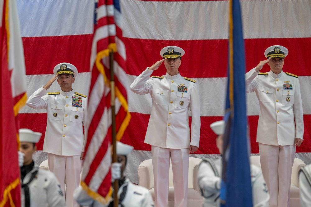 Vice Adm. Renshaw Assumes Command of U.S. 5th Fleet