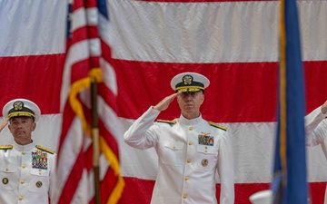 Vice Adm. Renshaw Assumes Command of U.S. 5th Fleet