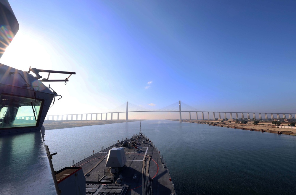 USS Roosevelt (DDG 80) Transits Suez Canal