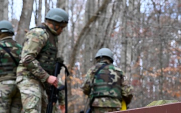 910th LRS: Mission ready!