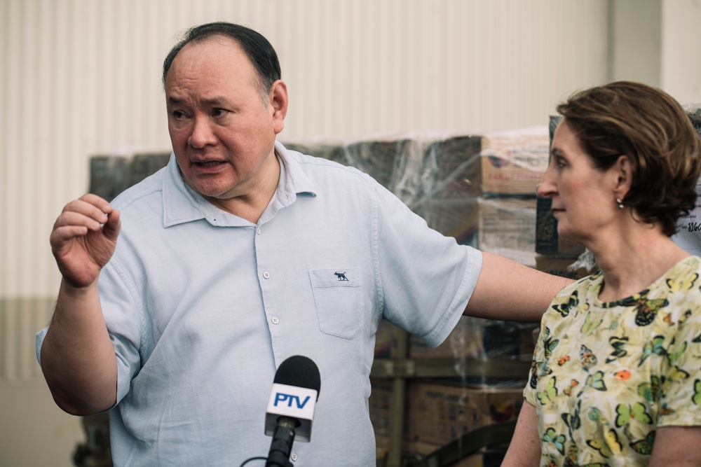 Philippine SecDef Teodoro, US Ambassador Carlson Visit Service Members Supporting Foreign Disaster Relief Operations