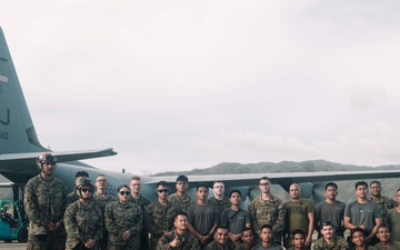 Philippine Service Members, U.S. Marines Offload Family Food Packs at Virac Airport During Foreign Disaster Relief Operations