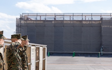 Lt. Gen. Turner visits Camp Kinser