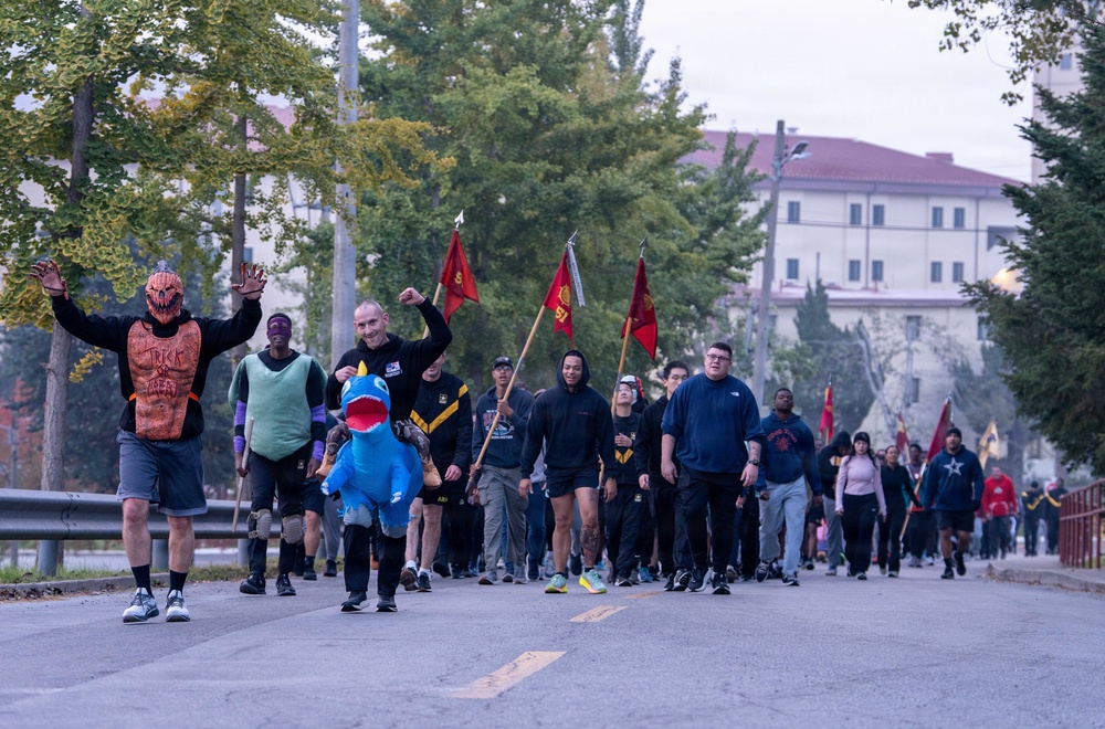 MSC-K Hosts Brigade Costume Run at Camp Carroll