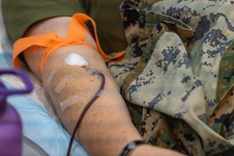 15th MEU Coordinates Blood Drive During Foreign Disaster Relief Operations in the Philippines