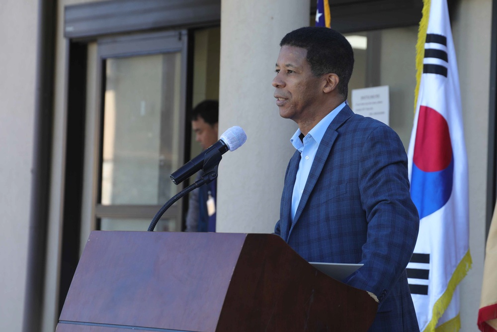 USAG Casey Opens Welcome Center